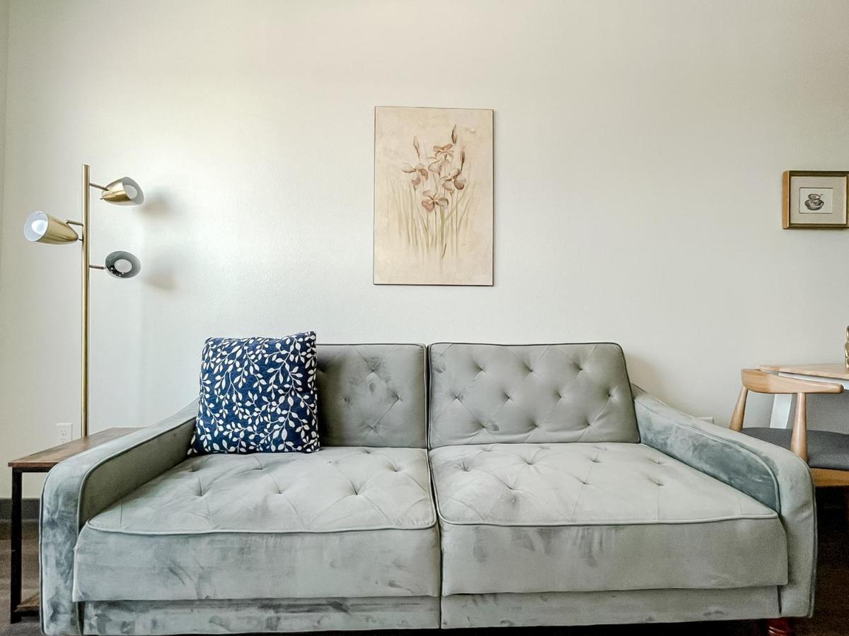Sleepover 1Bd 1Ba Des Moines Apartments Eksteriør billede