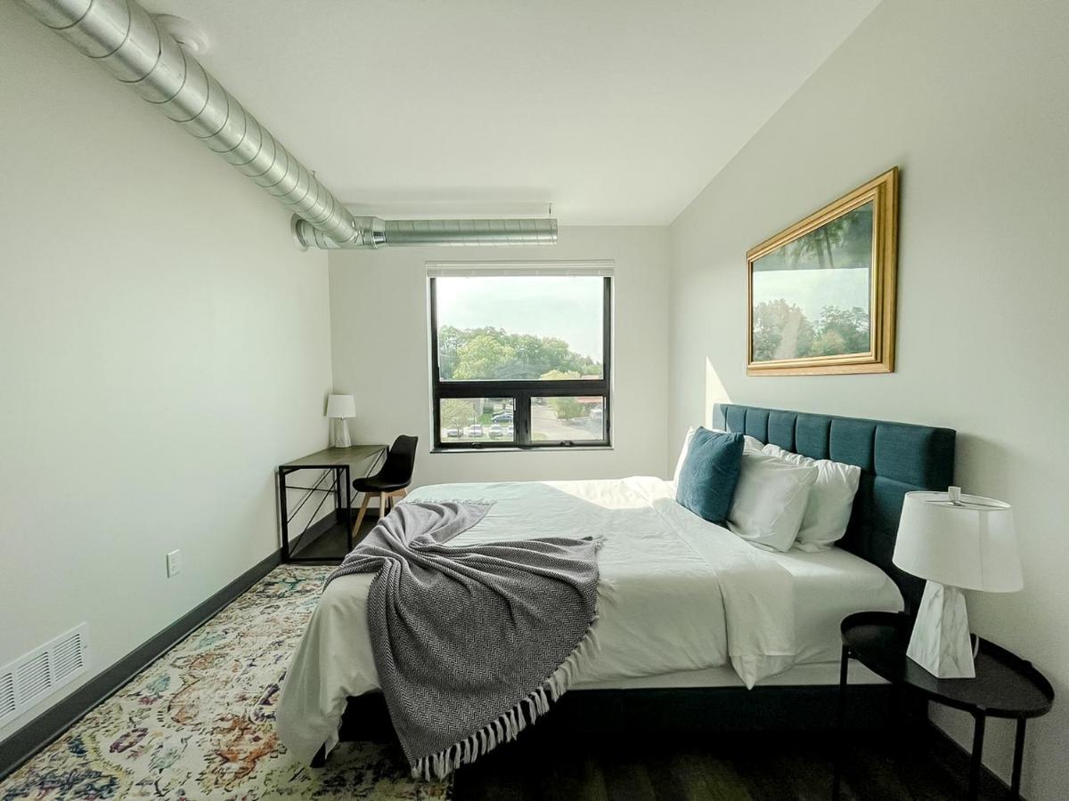 Sleepover 1Bd 1Ba Des Moines Apartments Eksteriør billede