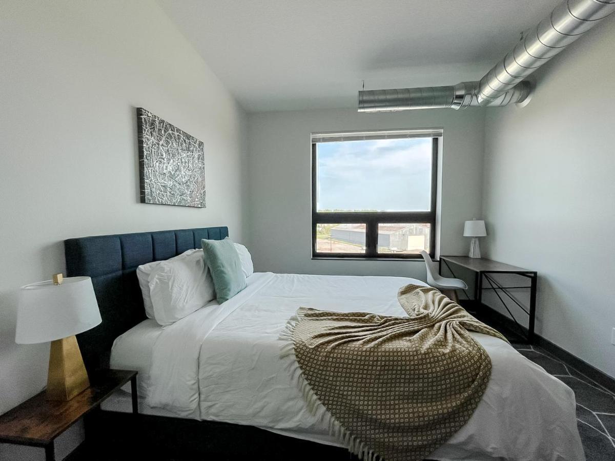 Sleepover 1Bd 1Ba Des Moines Apartments Eksteriør billede