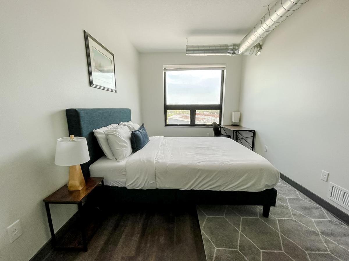 Sleepover 1Bd 1Ba Des Moines Apartments Eksteriør billede