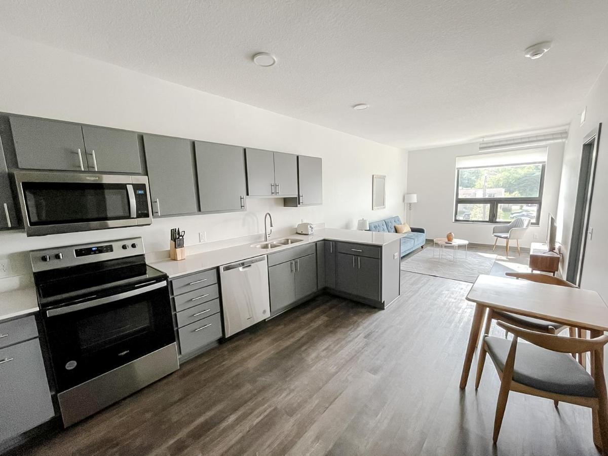 Sleepover 1Bd 1Ba Des Moines Apartments Eksteriør billede