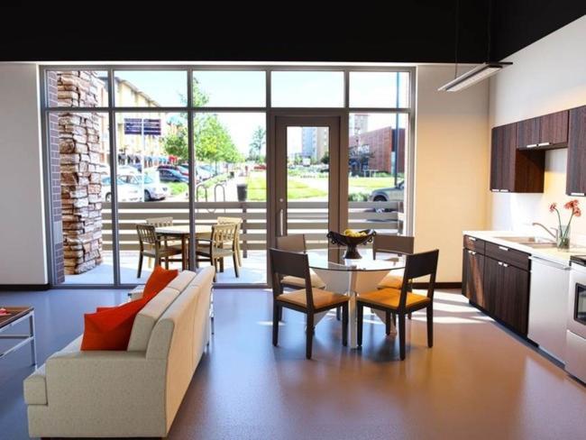Sleepover 1Bd 1Ba Des Moines Apartments Eksteriør billede