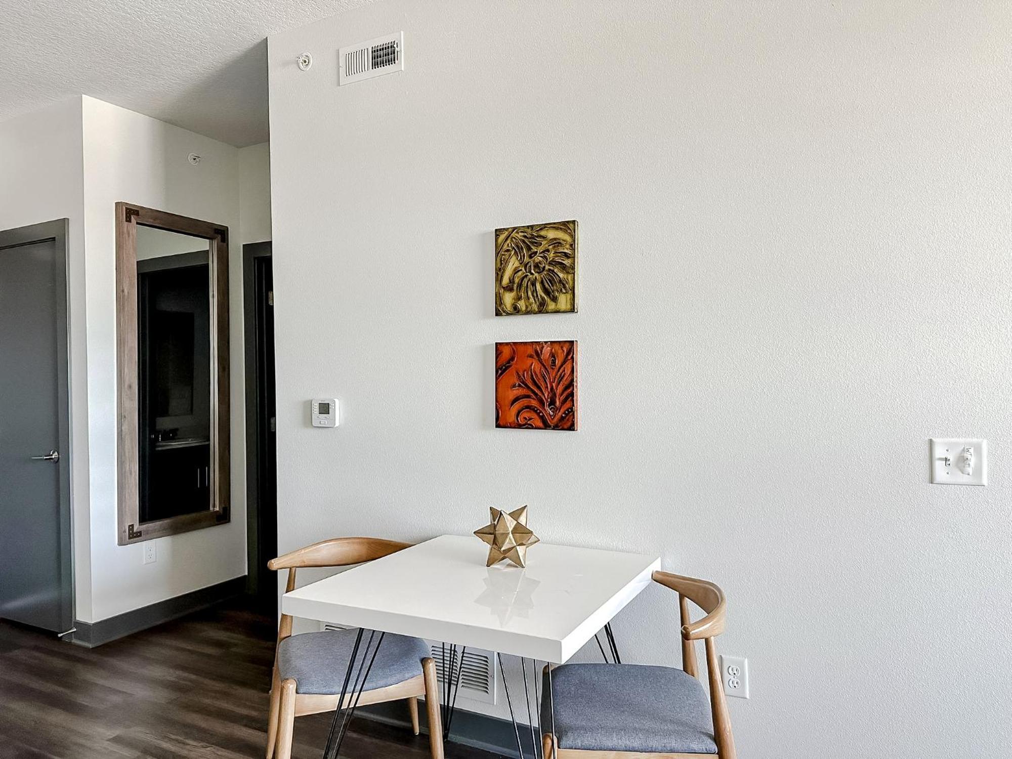 Sleepover 1Bd 1Ba Des Moines Apartments Eksteriør billede